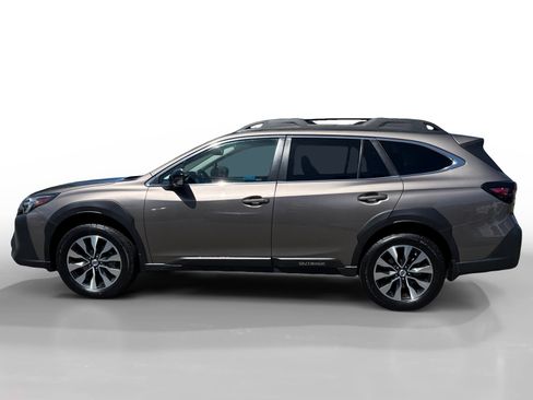 Used 2024 Subaru Outback Limited AWD/4WD image 2
