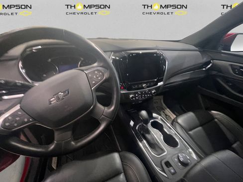 Used 2023 Chevrolet Traverse LT w/ Midnight/Sport Edition image 11