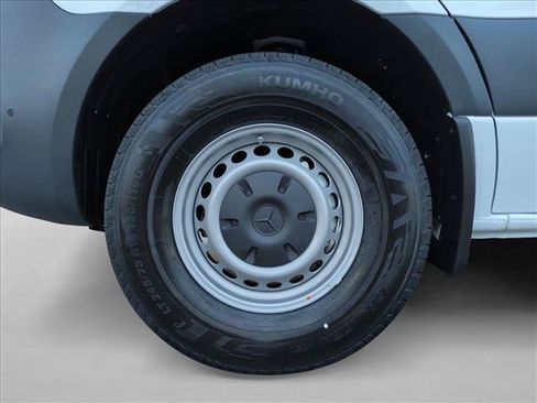 New 2026 Mercedes-Benz Sprinter 2500 image 10