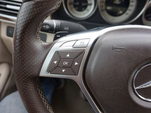 Used 2015 Mercedes-Benz E 350 Sedan image 31