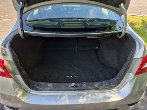 Used 2018 Nissan Sentra S FWD image 29
