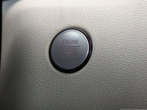 Used 2022 Kia Sorento SX image 30