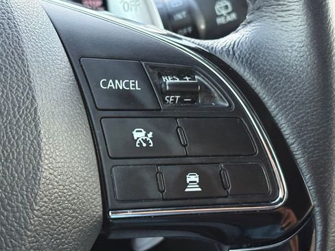 Used 2025 Mitsubishi Eclipse Cross SEL image 19