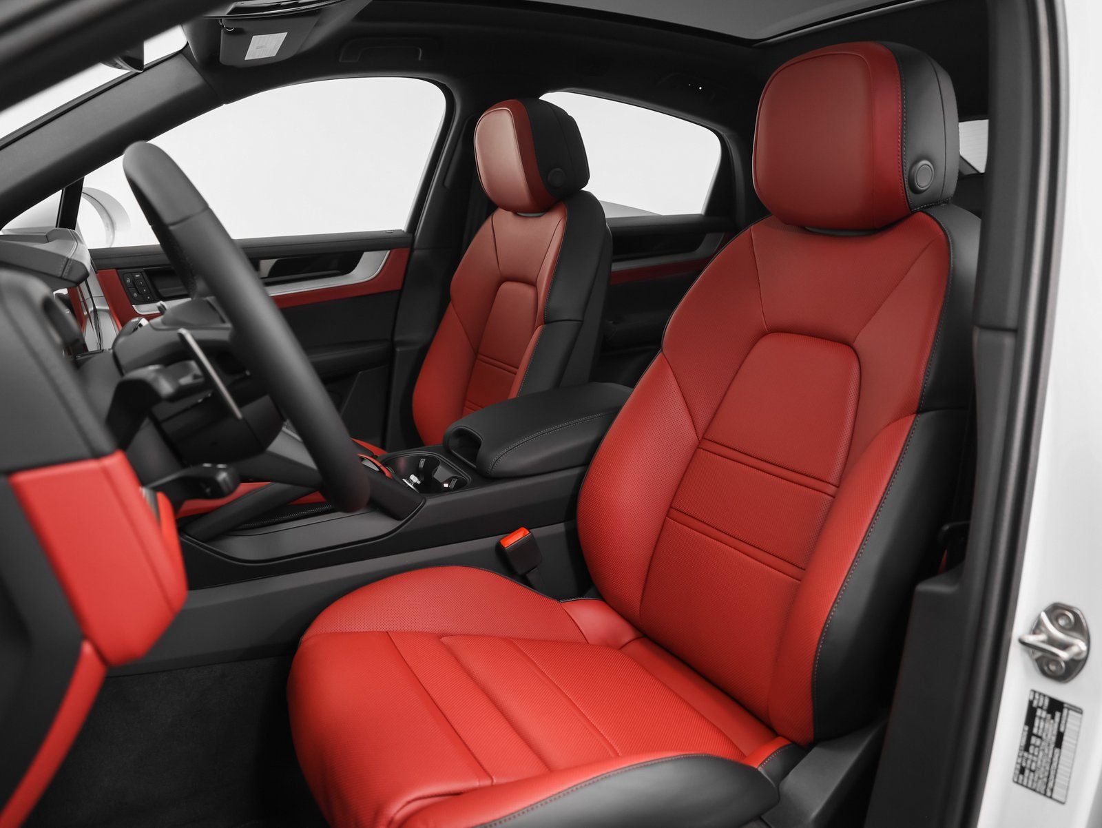 Certified 2026 Porsche Cayenne Coupe AWD/4WD image 5
