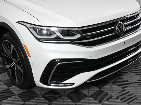 Used 2024 Volkswagen Tiguan SEL R-Line AWD/4WD image 34