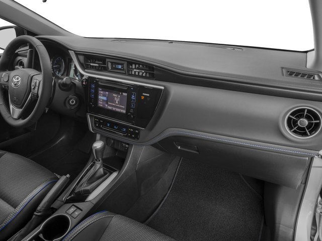 Used 2017 Toyota Corolla SE w/ SE Premium Package FWD image 16