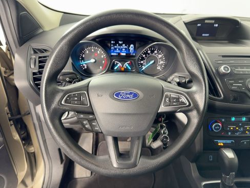 Used 2017 Ford Escape SE w/ SE Cold Weather Package image 18