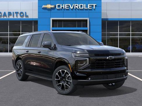 New 2026 Chevrolet Suburban RST image 7