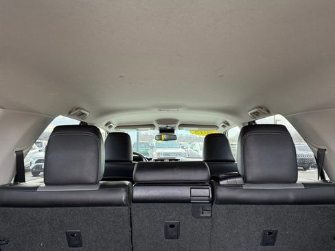 Used 2018 Toyota 4Runner SR5 image 17