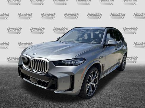 Certified 2024 BMW X5 sDrive40i w/ M Sport Package RWD image 5