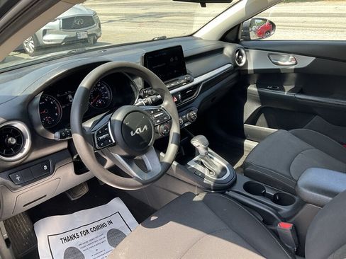 Used 2023 Kia Forte LXS FWD image 15