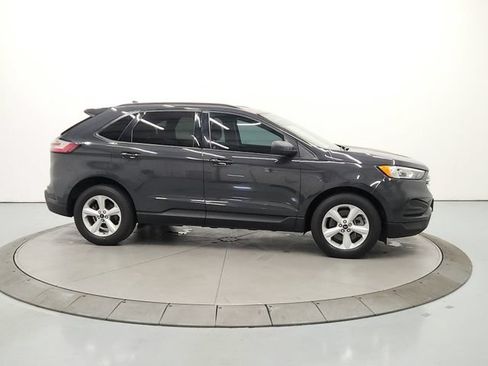 Used 2021 Ford Edge SE FWD image 9
