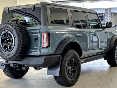 Certified 2021 Ford Bronco Wildtrak AWD/4WD image 4
