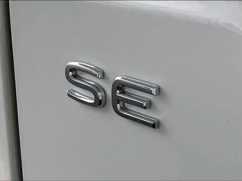 New 2026 Volkswagen Atlas SE FWD image 15