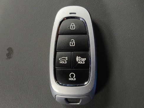 Used 2023 Hyundai Sonata SEL Plus FWD image 32