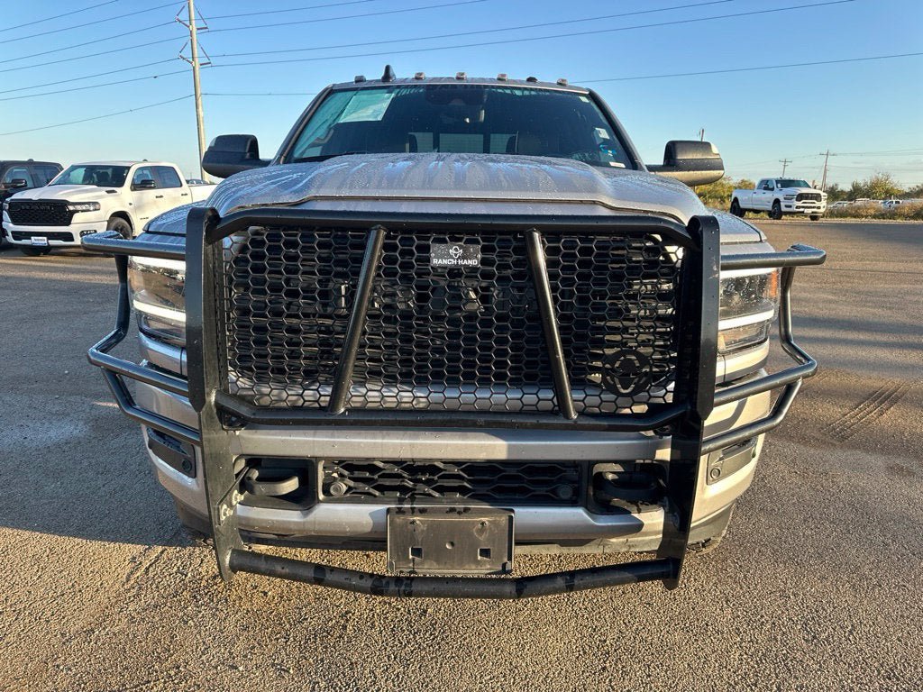 Used 2022 RAM 2500 Laramie AWD/4WD image 2