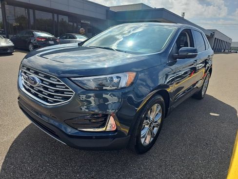Used 2024 Ford Edge Titanium AWD/4WD image 6