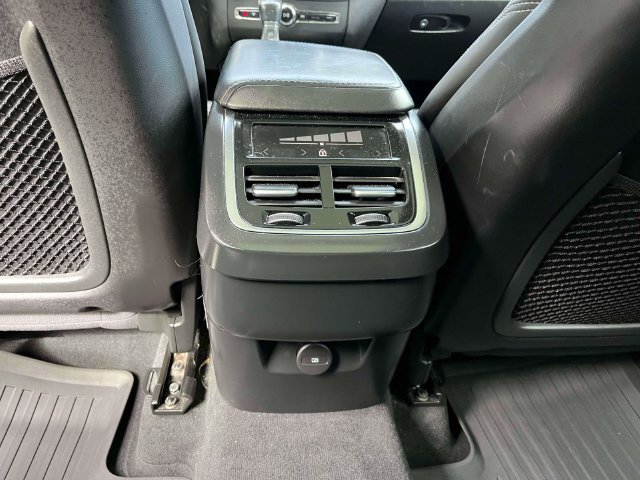Used 2021 Volvo XC60 T5 Inscription w/ Protection Package Premier AWD/4WD image 16