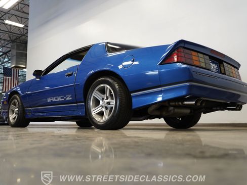 Used 1989 Chevrolet Camaro IROC-Z RWD image 27