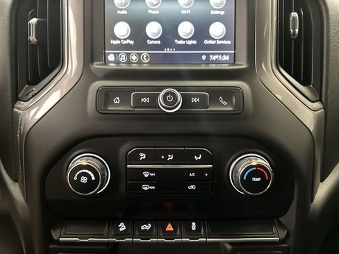 Used 2019 Chevrolet Silverado 1500 Custom Trail Boss w/ Custom Convenience Package AWD/4WD image 19