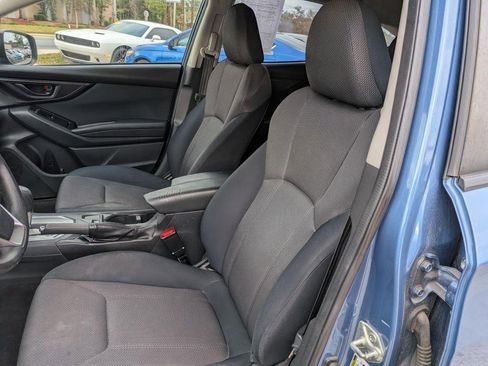 Used 2021 Subaru Crosstrek 2.0i image 9