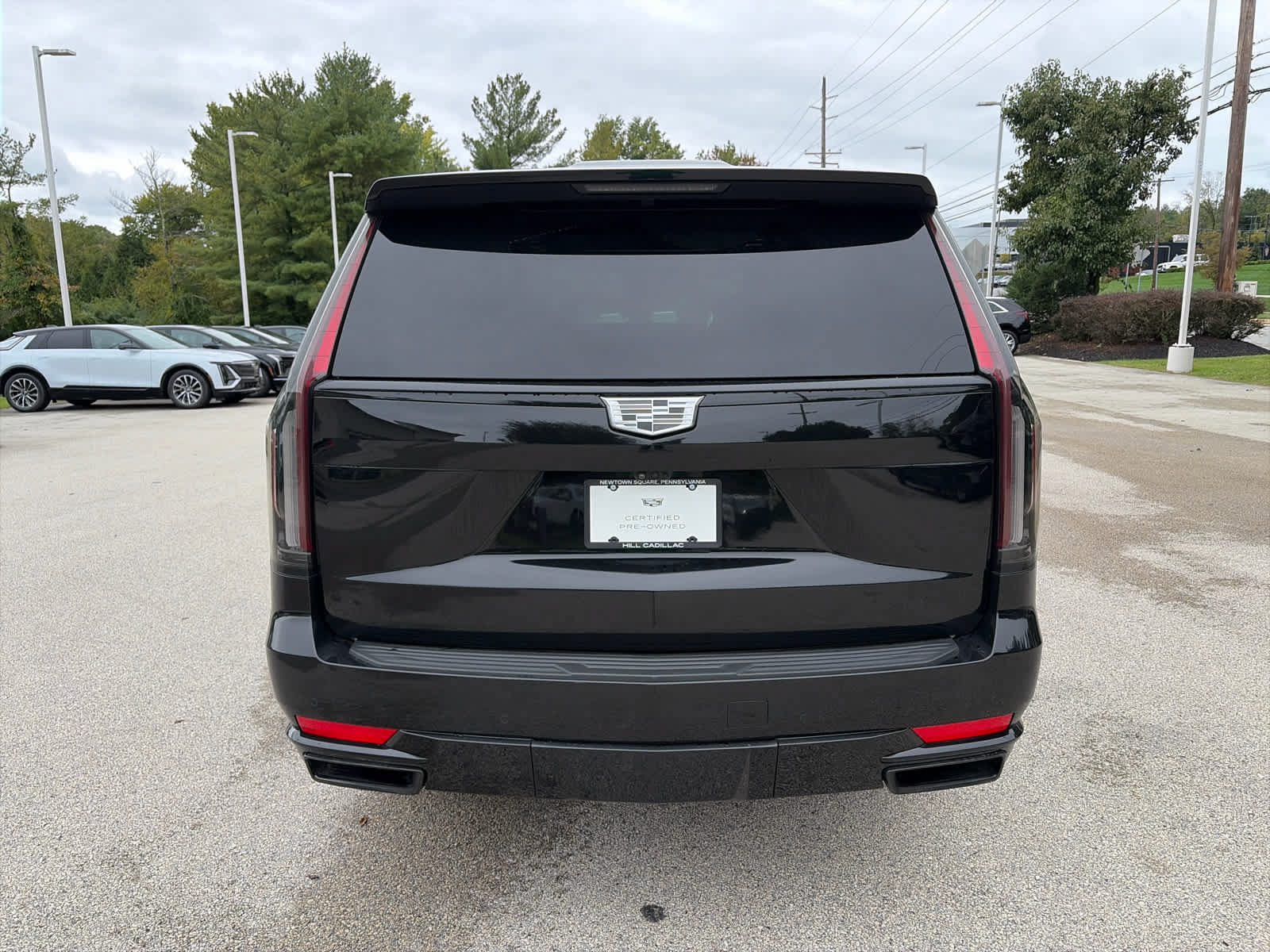 Certified 2024 Cadillac Escalade Sport Platinum w/ LPO, ONYX Package AWD/4WD image 3