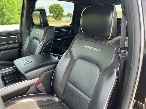 Used 2020 RAM 1500 Laramie w/ Sport Appearance Package AWD/4WD image 28