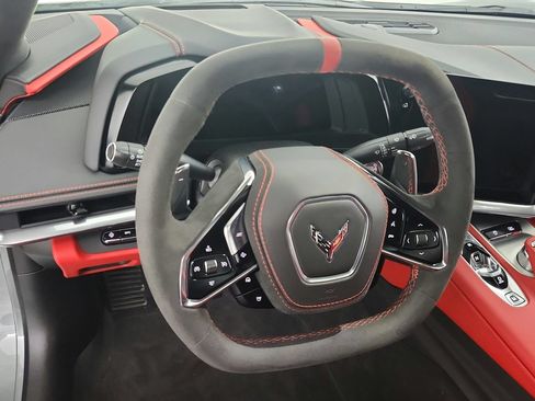 Used 2024 Chevrolet Corvette Stingray Premium Cpe w/ Z51 Performance Package RWD image 18
