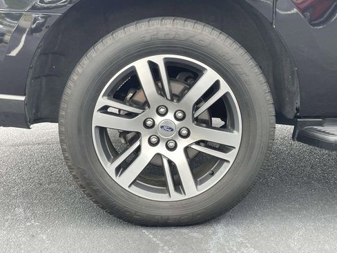 Used 2024 Ford Expedition Max Limited RWD image 9