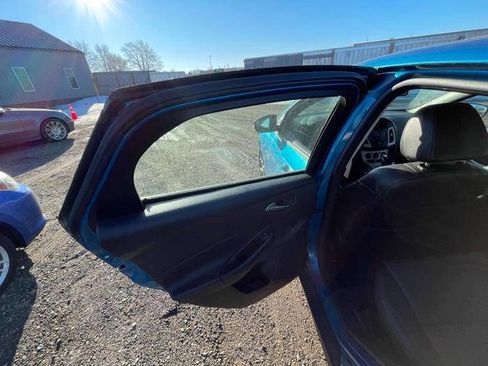 Used 2014 Ford Focus SE w/ Equipment Group 201A image 24