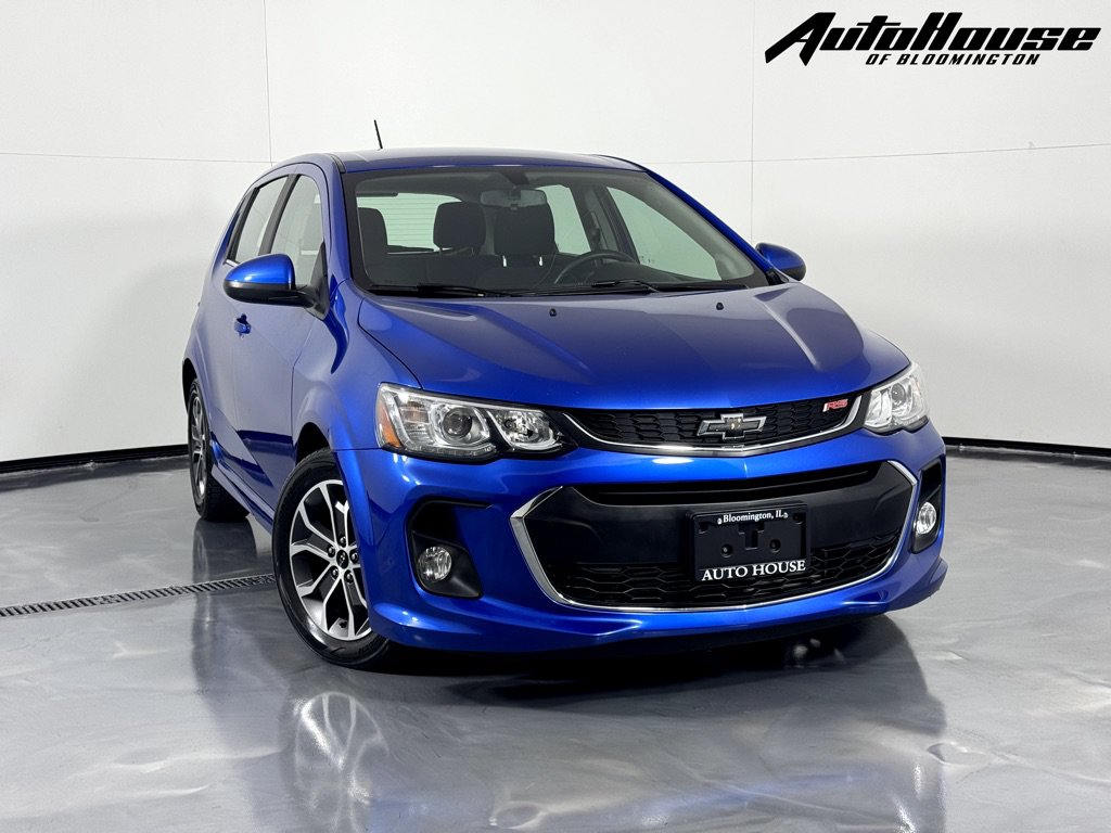 Used 2019 Chevrolet Sonic LT w/ Convenience Package FWD image 1
