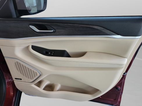 Used 2021 Jeep Grand Cherokee L Limited image 26