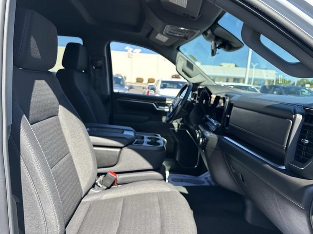 Certified 2026 Chevrolet Silverado 1500 LT AWD/4WD image 25