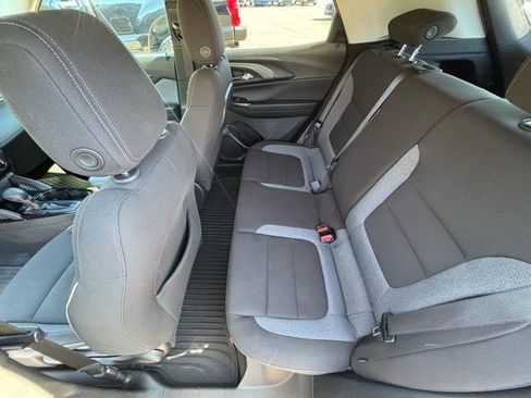 Used 2024 Chevrolet TrailBlazer LT w/ Driver Confidence Package image 31