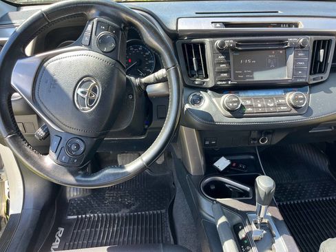 Used 2018 Toyota RAV4 XLE w/ Plus Extra Value Package image 7