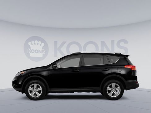 Used 2013 Toyota RAV4 XLE AWD/4WD image 2