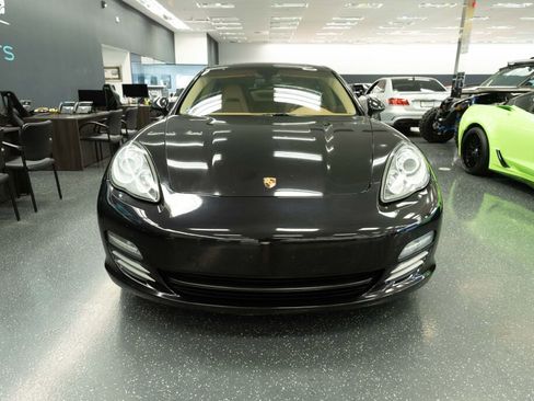 Used 2010 Porsche Panamera 4S image 3