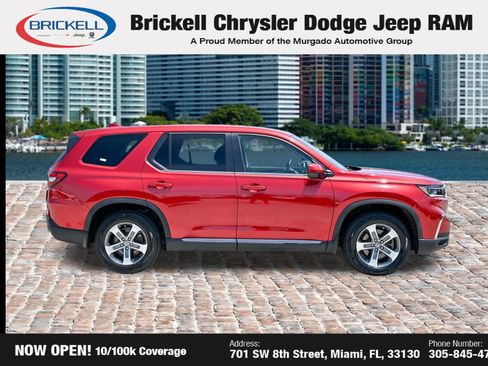 Used 2025 Honda Pilot EX-L image 4