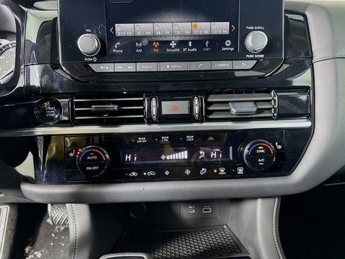 New 2025 Nissan Pathfinder SV w/ Black Appearance Package image 13