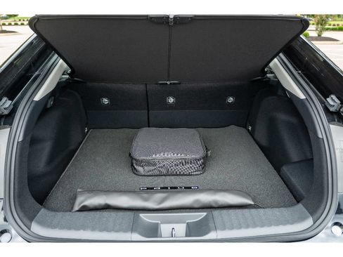 New 2026 Toyota Prius Plug-In Hybrid FWD image 16