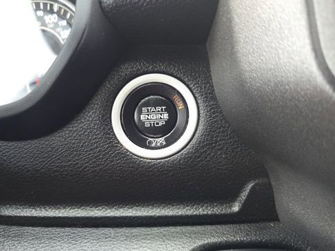 Used 2020 RAM 2500 Tradesman image 17