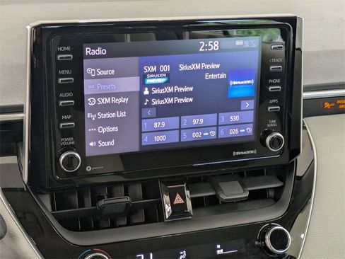 Used 2021 Toyota Corolla LE image 20