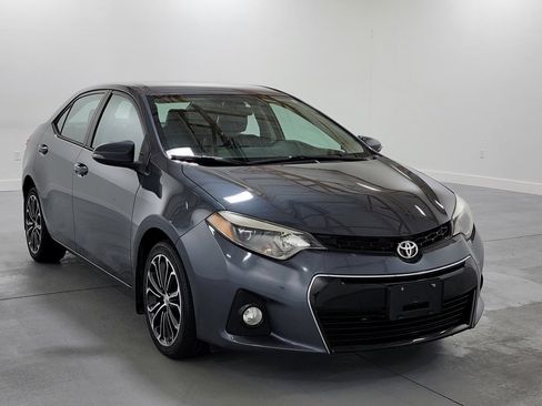 Used 2016 Toyota Corolla S FWD image 2