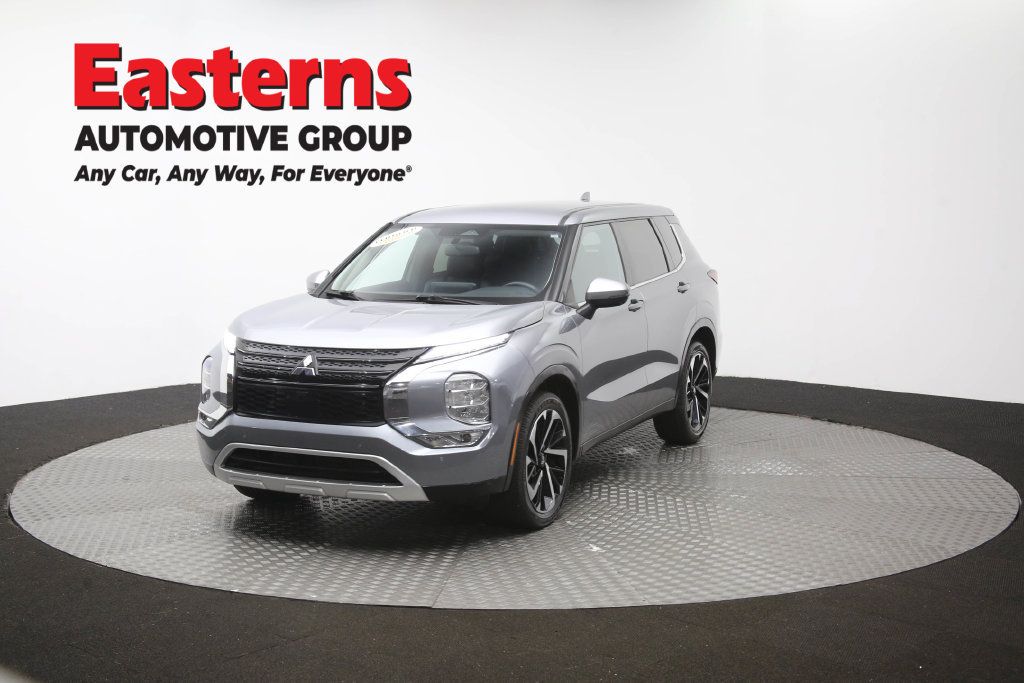 Used 2024 Mitsubishi Outlander SE FWD image 55