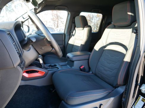 Certified 2024 Nissan Frontier PRO-4X w/ Technology Package image 34