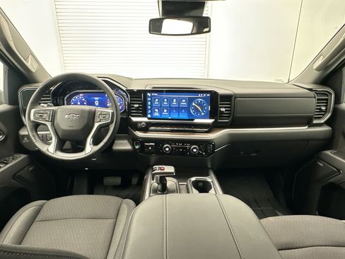 Certified 2026 Chevrolet Silverado 1500 RST w/ Convenience Package II AWD/4WD image 17