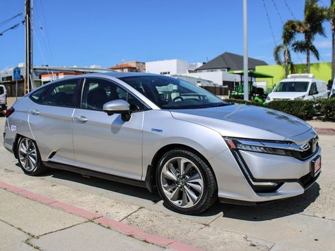 Used 2018 Honda Clarity Touring image 8
