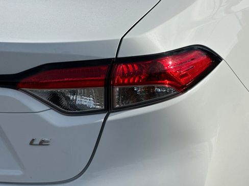 Used 2024 Toyota Corolla LE FWD image 26