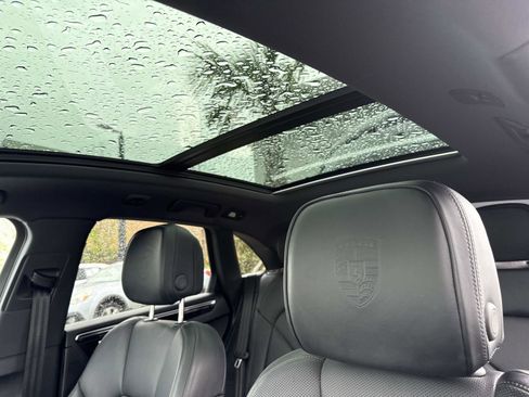 Used 2023 Porsche Macan Turbo AWD/4WD image 25