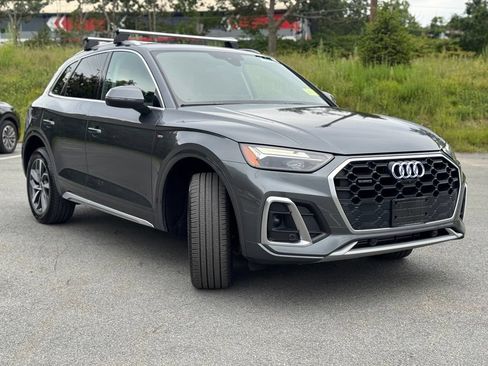 Used 2023 Audi Q5 2.0T Premium Plus w/ Premium Plus Package AWD/4WD image 8
